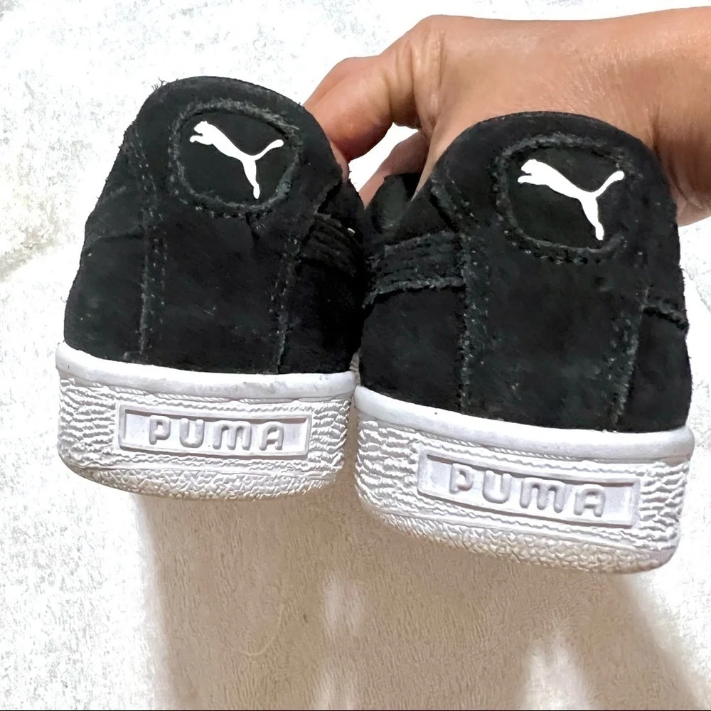 PUMA Suede Heart Valentine Black sneakers womens size 5C wide